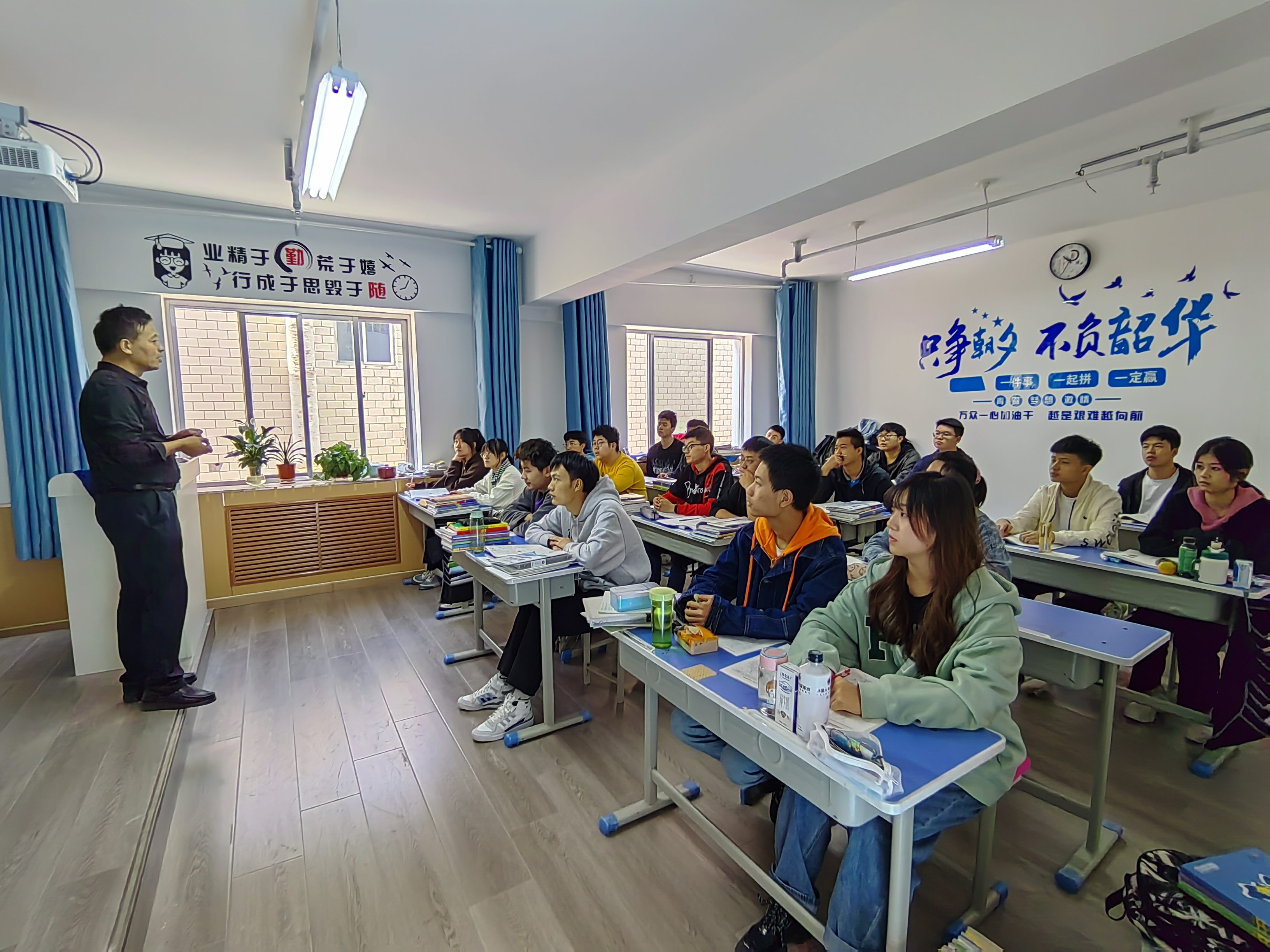 兰州会师学校分享高考复读生高效复读方法