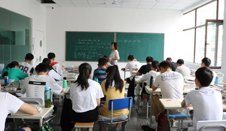 兰州高考复读学校分享初中补习需要注意的几项